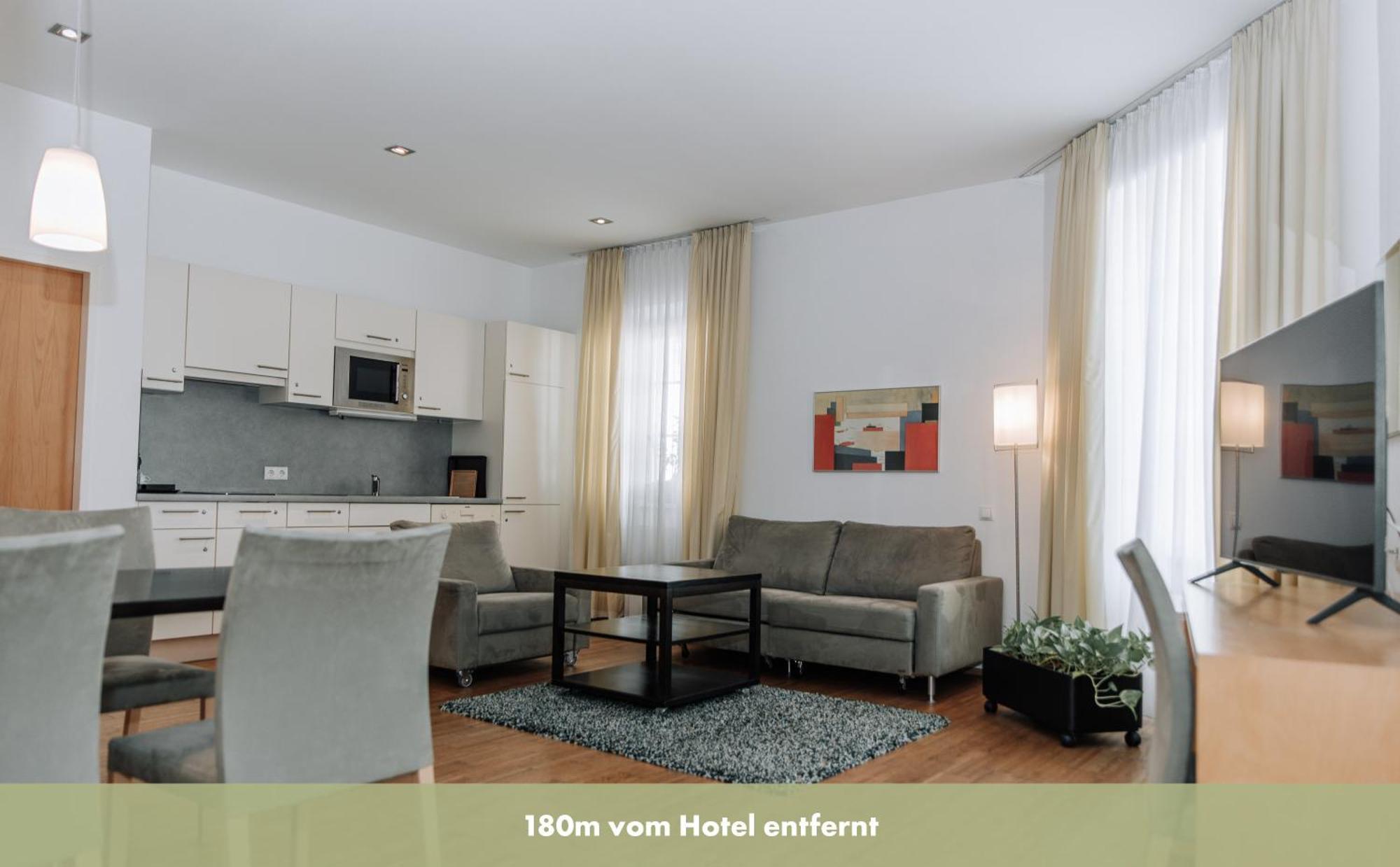 Heinhotel Vienna Airport Schwechat Exterior photo